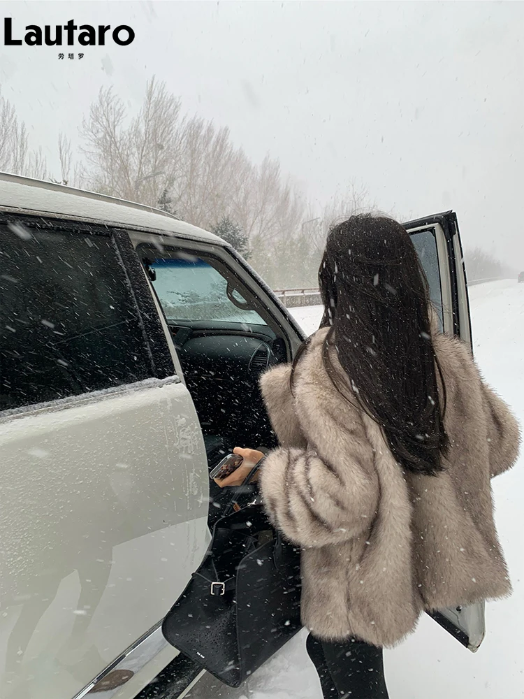 Winter Oversized Loose Casual Luxury Soft Thick Warm Hairy Faux Fox Fur Coat Women Long Sleeve Fluffy Jacket