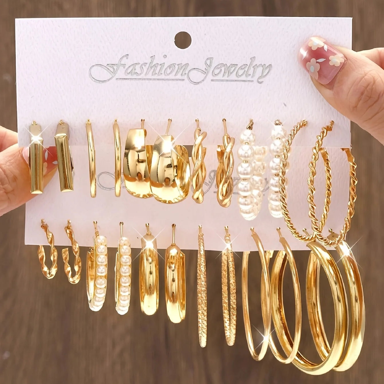 Fashion Geometric Hoop Earring Twisted Pattern Multi-Element Inlaid Imitation Pearl C-shaped Earring Women's Daily Party Jewelry